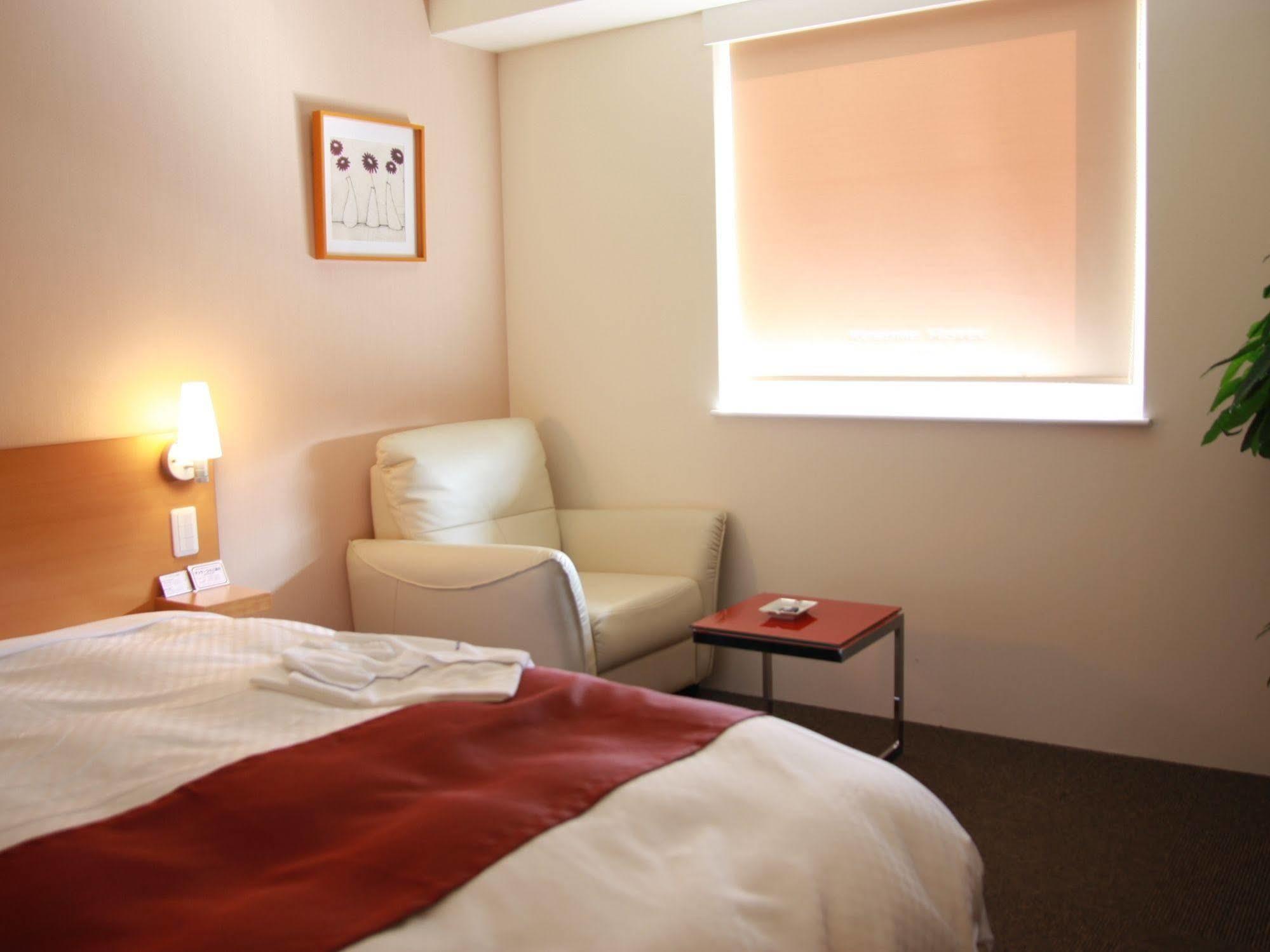 Kurume Hotel Esprit Экстерьер фото
